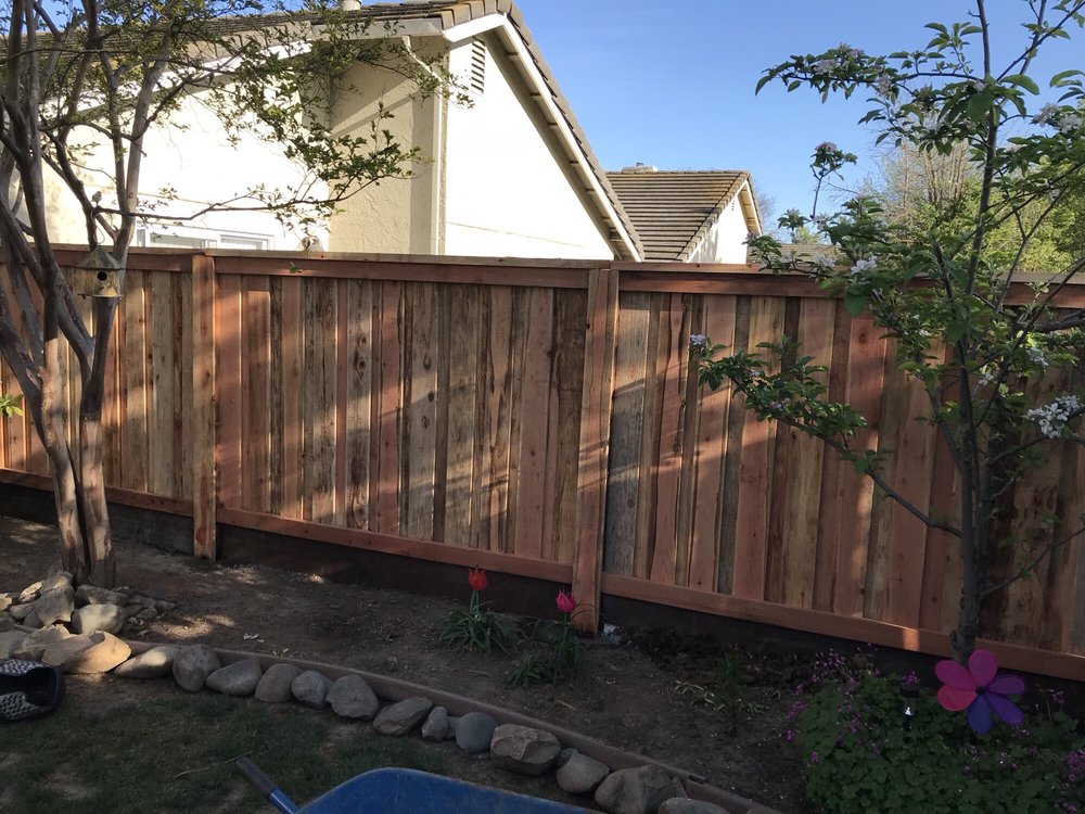 this is a picture of Roseville redwood fence