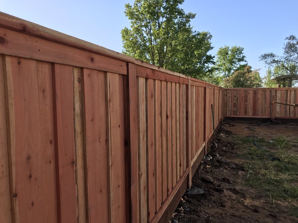 this is a picture of Roseville redwood fence